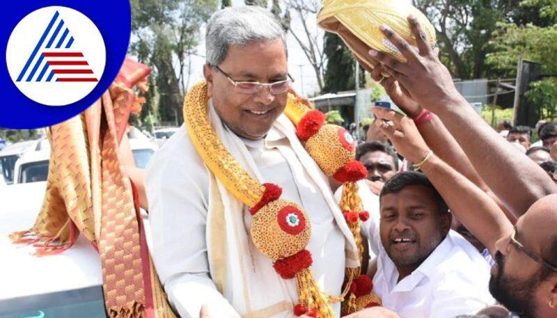 Siddaramaiah is our Future Chief Minister niranjanandhapuri  Swamiji snr