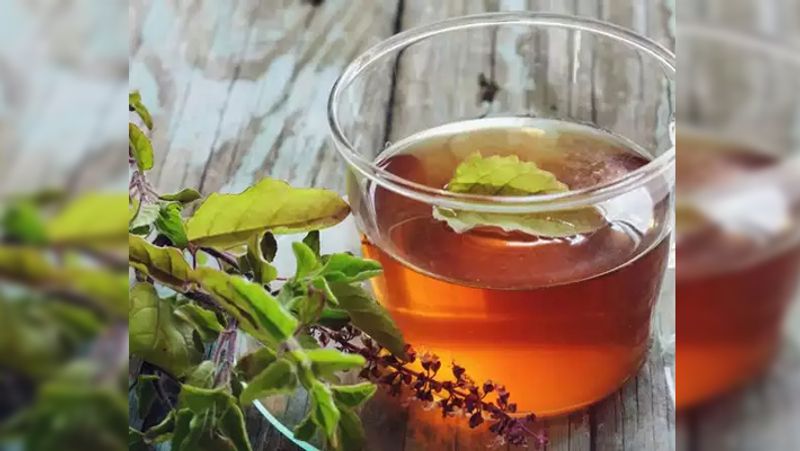 You can make a wonderful herbal tea to boost your immune system!