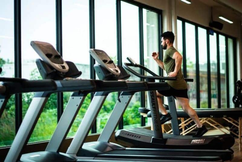 Delhi Youth dies due to electric shock while running on treadmill.. Tragedy in gym..