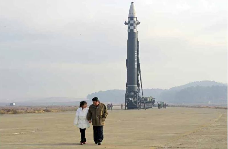 Kim Jong Un Shows Off His Daughter To The World For The First Time At Missile Test