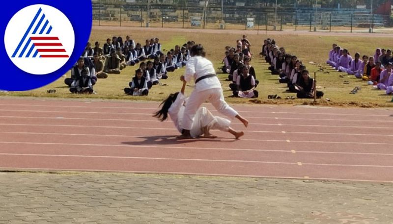 Mass karate performance by hundreds of female students in Udupi gow