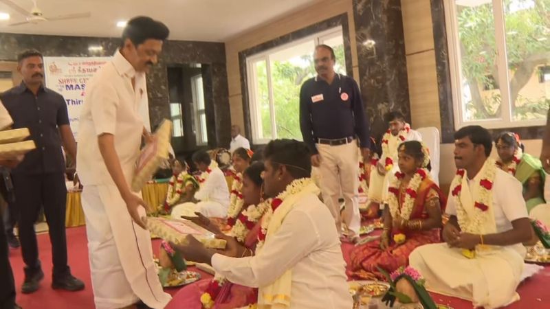 54 differently abled couples wedding happened infront of Tamilnadu CM MK Stalin