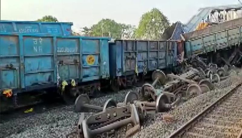 Three dead, 7 injured after goods train derails in Odisha, CM Naveen Patnaik announces ex gratia AJR