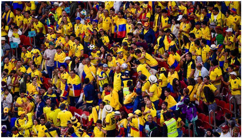 We want beer chant Ecuador fans at Al Bayt Stadium