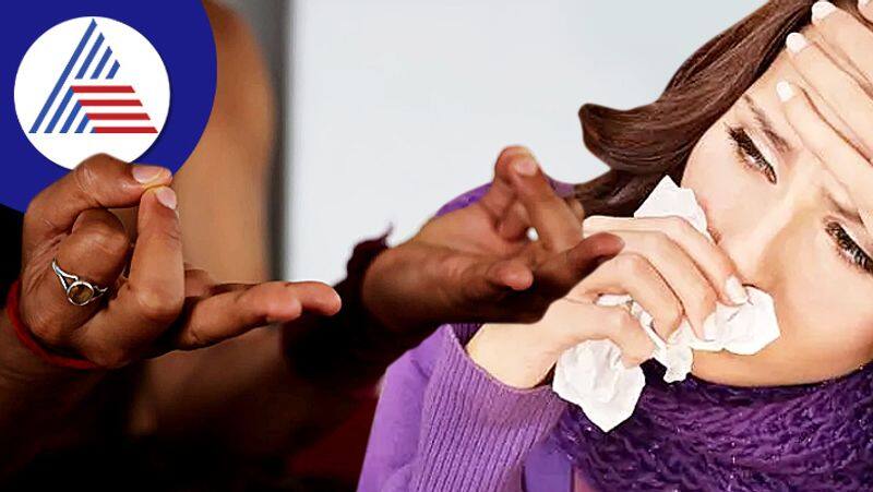 Practice Bhramara Mudra To Get Rid Of Seasonal Cold And Cough 