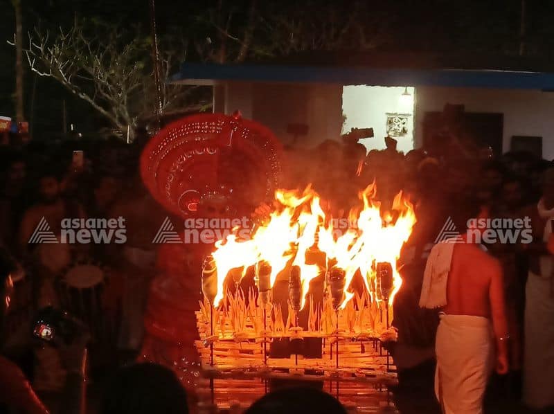 Story Of Vishakandan Theyyam And Kolachery Sree Chathampalli Vishakandan Temple