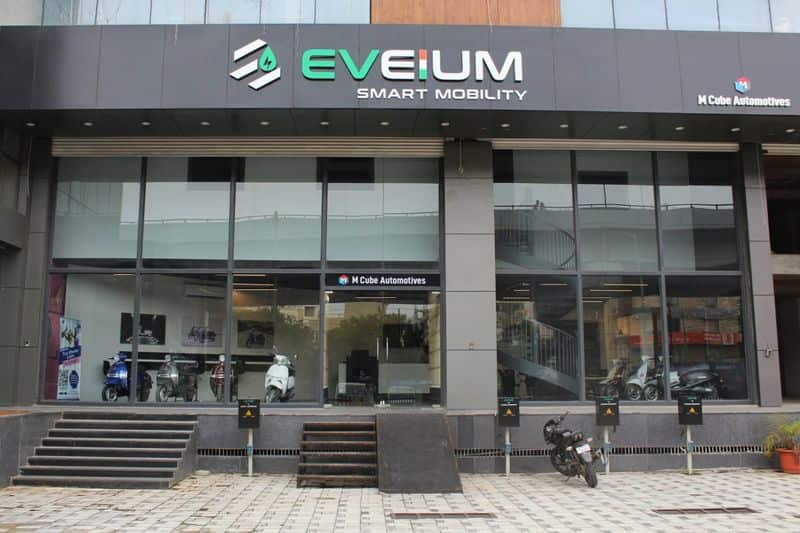 EV startup EVeium to open 100 plus showrooms pan India by the end of the year 2023 