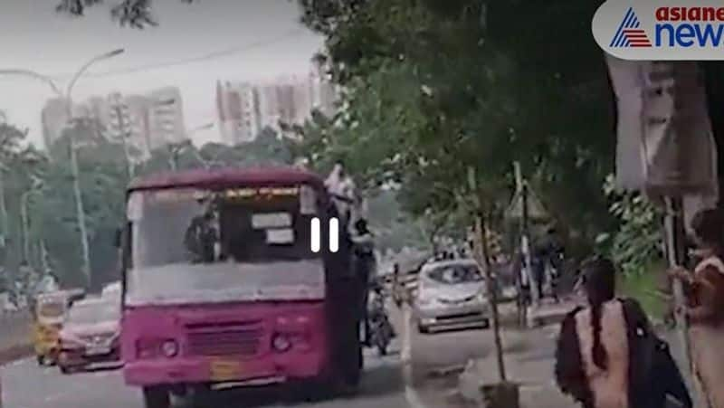 Students traveling dangerously in Chennai corporation buses!