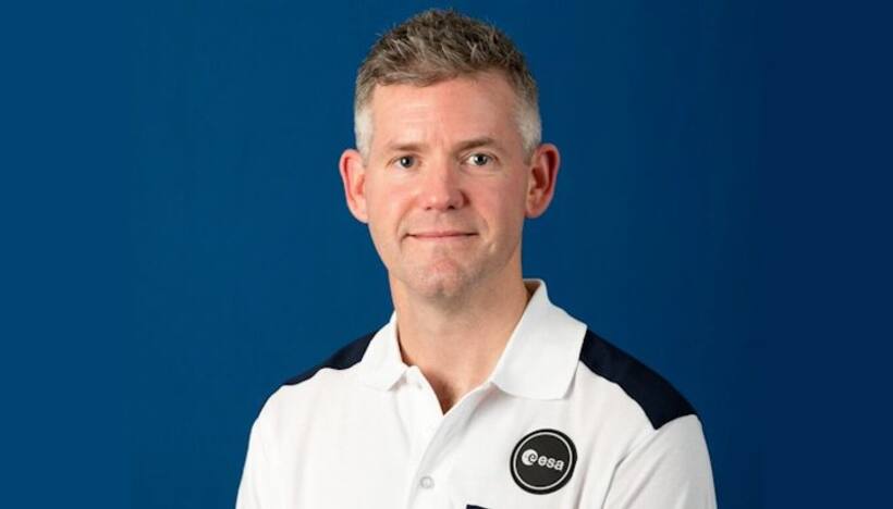 Who is John McFall, the physically disabled surgeon in ESA’s class of 2022 astronauts?