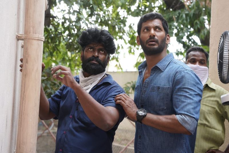 Actor Vishal who helped the side actor