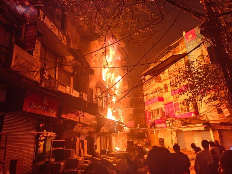 hotel fire burned in erode district