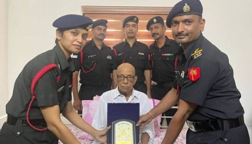 Indian Army honours retired havildar on his 100th birthday; netizens react
