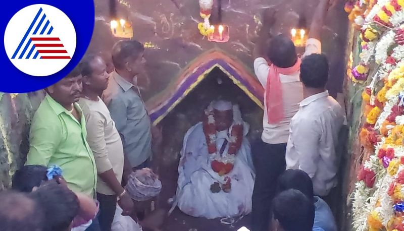 Ex Mla Shrishailappa Bidarur Funeral In Gadag gvd