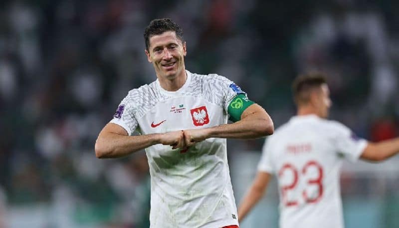 football qatar 2022 Fans go berserk after Poland star Robert Lewandowski breaks World Cup curse with goal against Saudi Arabia snt