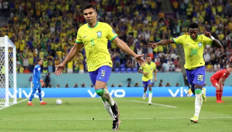 football Brazilian legends Roberto Carlos, Ronaldo, Kaka Cafu enjoy Casemiro rocket in Qatar World Cup 2022 win over Switzerland snt