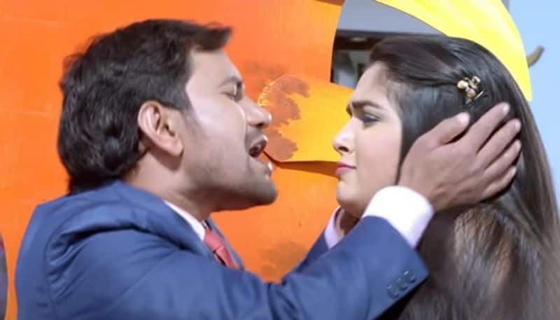 Bhojpuri SEXY video: Amrapali Dubey, Nirahua's romantic song ia making their fans go CRAZY-WATCH RBA