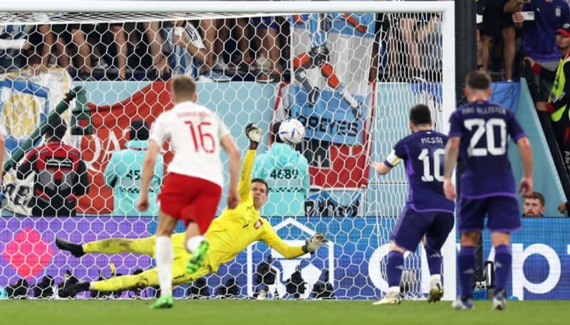 FIFA World Cup 2022 Group C Poland vs Argentina halftime report Messi missed penalty