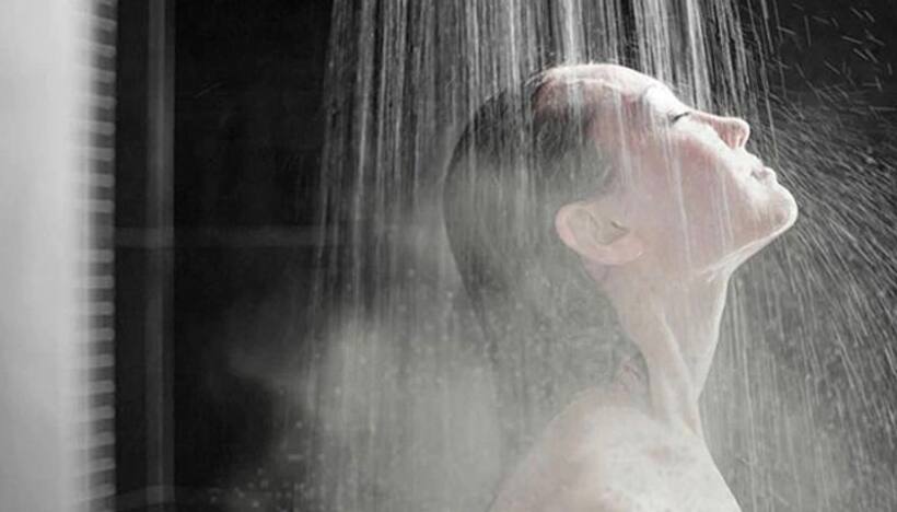 Hot Bath: வெந்நீர்க் குளியல் ஆரோக்கியமா? ஆபத்தா? அவசியம் தெரிந்து கொள்ளுங்கள்!