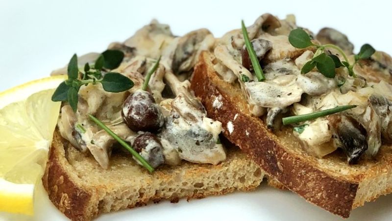 How to make Creamy Mushroom Toast in Tamil