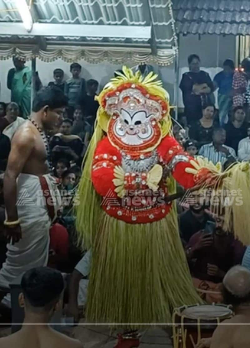 Interesting Story Of Pottan Theyyam And His War Against Social Evils 