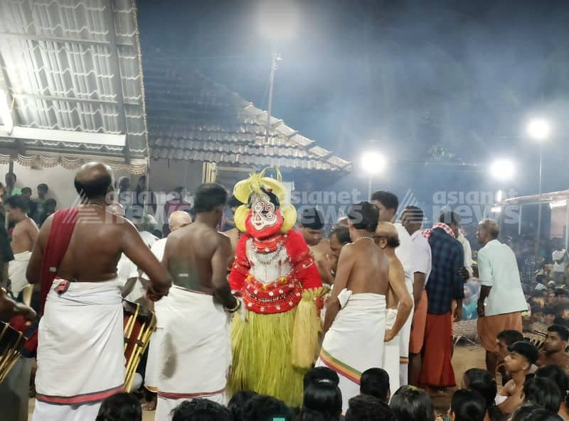 Interesting Story Of Pottan Theyyam And His War Against Social Evils 