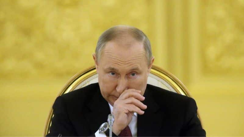 Will Russian President Vladimir Putin step down?