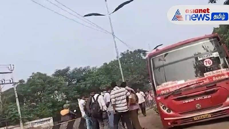 A government bus stuck in a pothole near Coimbatore 