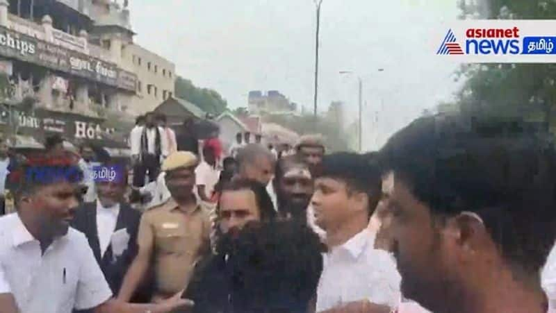 In the Chennai High Court complex, Arjun Sampath chased away by the lawyers