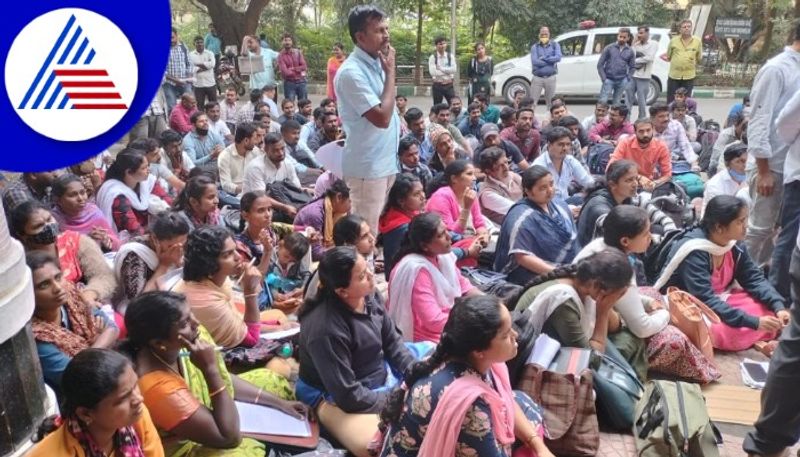 KPSC 2018 recruitment candidates protest for Recruitment delay gow