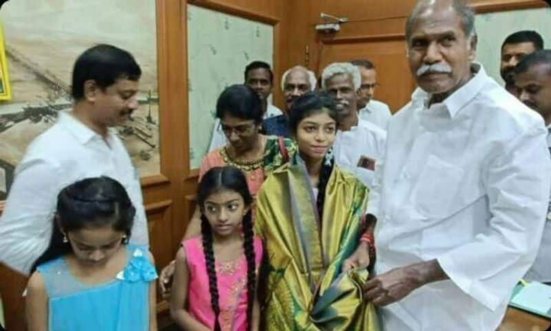 puducherry cm rangaswamy congratulated 12 year old girl who sang the national anthem of 196 countries