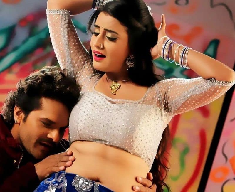 Akshara Singh SEXY video: Bhojpuri actress, Khesari Lal Yadav's naughty dance moves are a must WATCH RBA