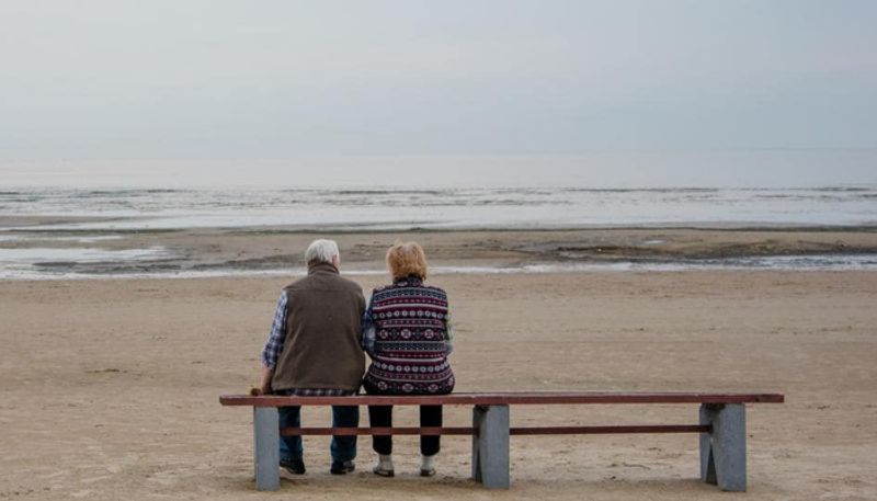  100 year old couple dies just hours apart 