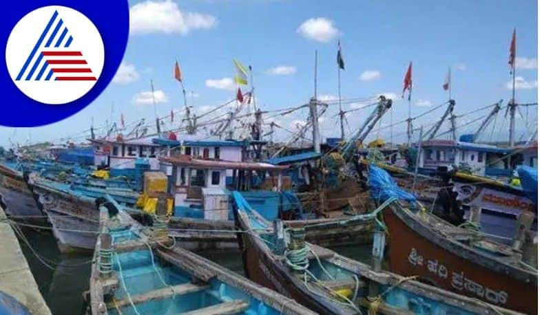 22 Tamil Nadu fishermen arrested by Sri Lanka Navy released KAK