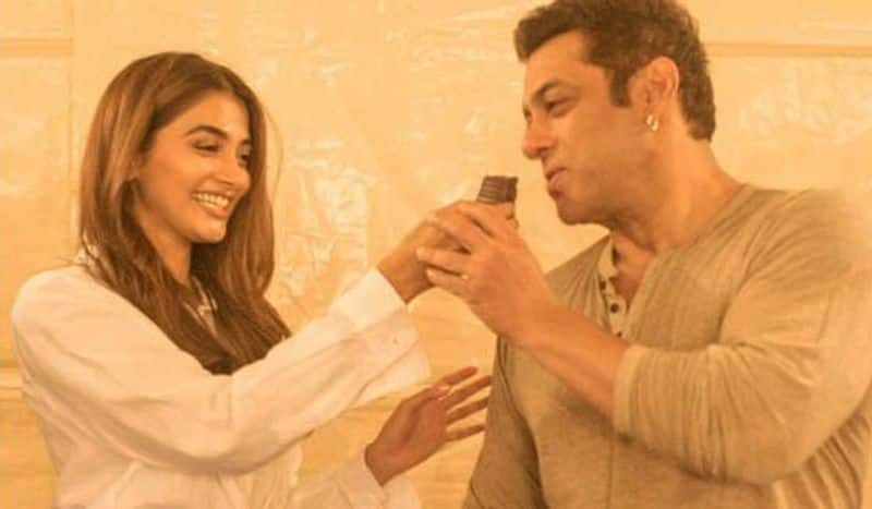 Is Salman Khan really dating Pooja Hegde?