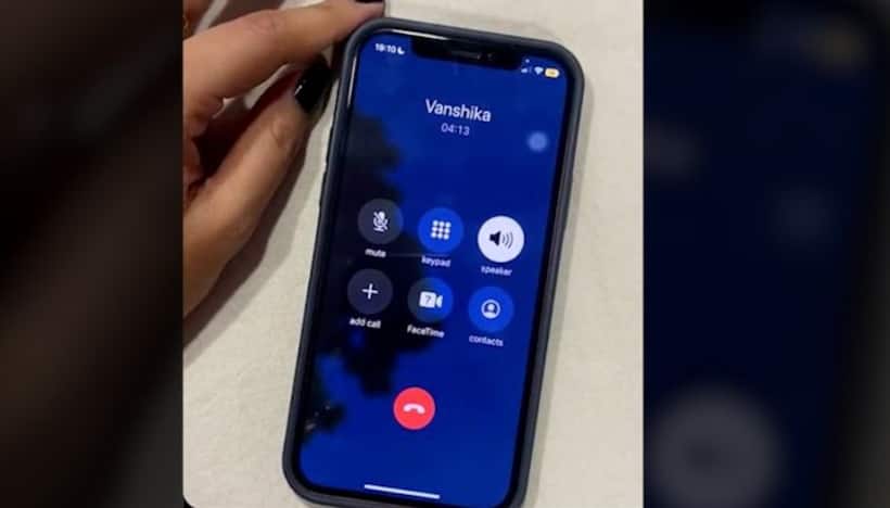 Vanshika’s crying rant after breakup with Aakash goes viral; Netflix, boAt, netizens can't keep calm