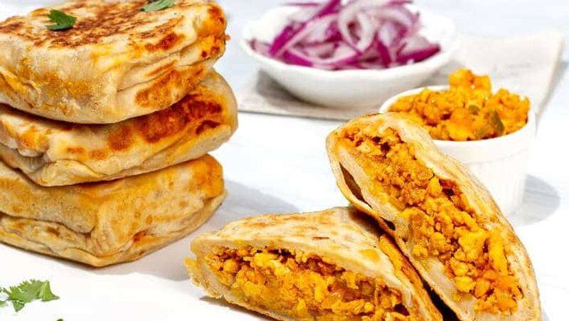 How to make Malaysian Chicken Murtabak in Tamil