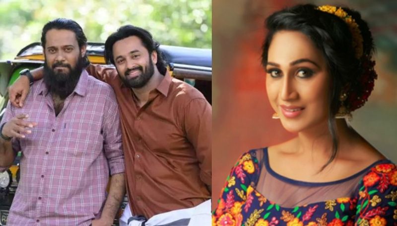 anjali ameer facebook post about actor bala and unni mukundan controversy