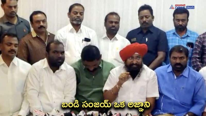 Telangana Civil Supplies Corporation chairman Ravinder comments on bandi sanjay