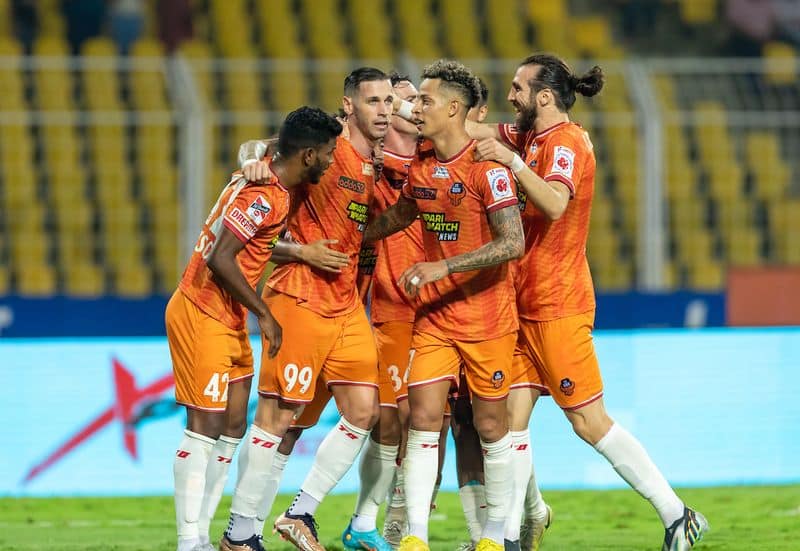 Football ISL 2023-24: FC Goa dominates Mohun Bagan Super Giants with 4-1 victory at the Salt Lake stadium osf