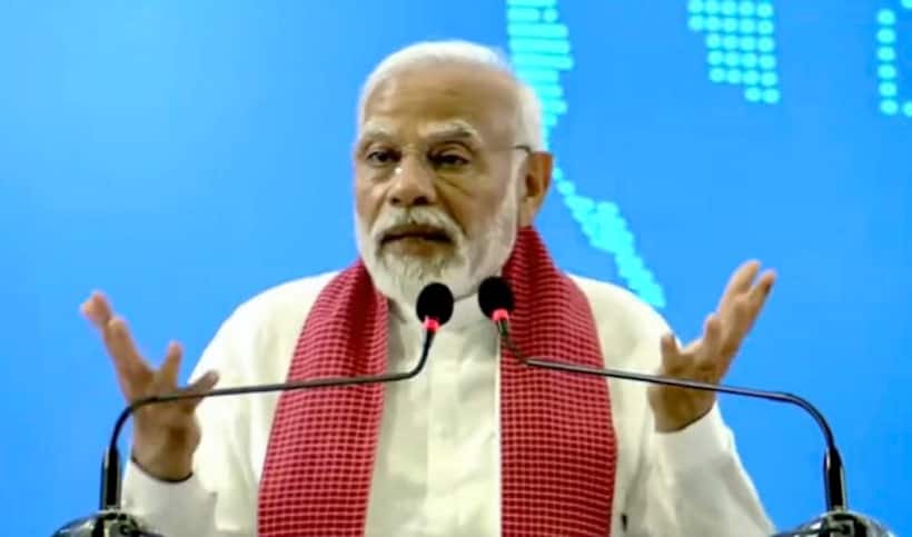 'Dialogue and diplomacy only way forward': PM Modi tells Putin as Russia scales up attacks on Ukraine