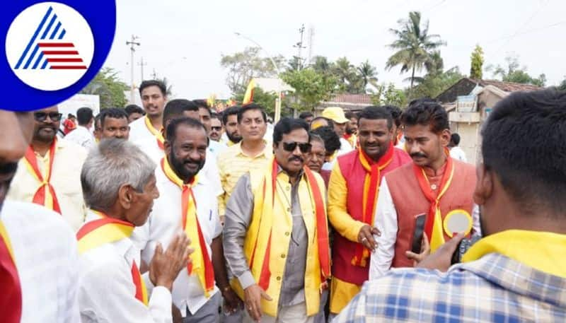 Kannada Dindima at Belagavi border, Taluk Sahitya Sammelana at Nippani gow