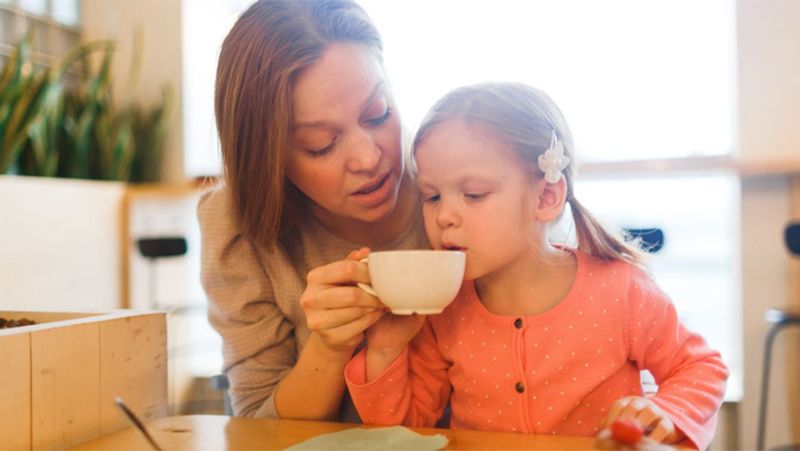 drinking tea or coffee dangerous for children