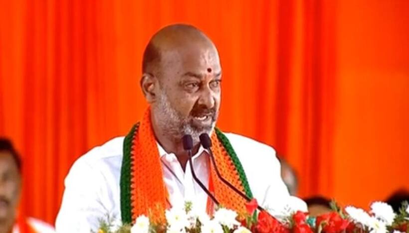 తప్పుడు రిపోర్టులొద్దు, కిషన్ రెడ్డిని ప్రశాంతంగా ఉండనివ్వండి:  నేతలకు బండి చురకలు