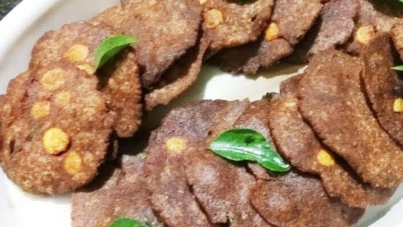 How to make Finger Millet Snacks (Tattai) in Tamil 