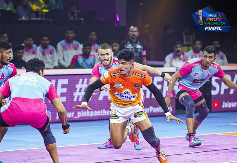 PKL jaipur pink panthers beat puneri paltan by 33 29 points and clinch 9th edition trophy ckm