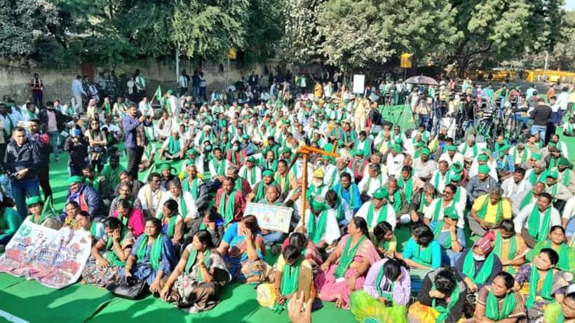  తెరపైకి మూడు రాజధానులు: అమరావతి ఉద్యమానికి 1500 రోజులు, కారణమిదీ....