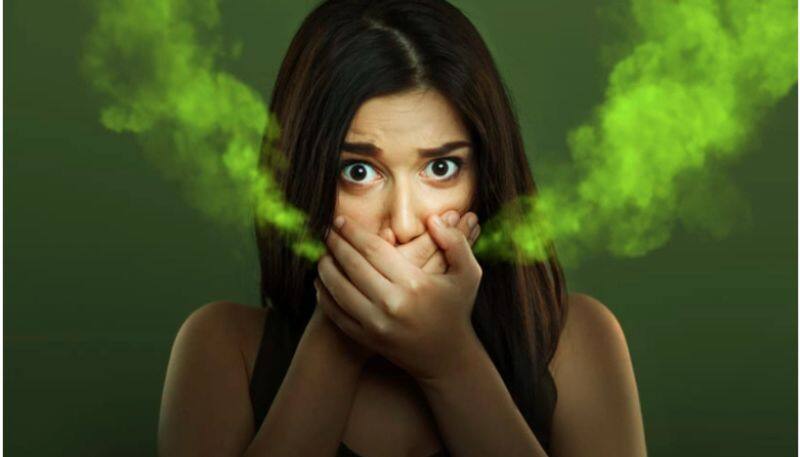 Here are some amazing tips to prevent bad breath!