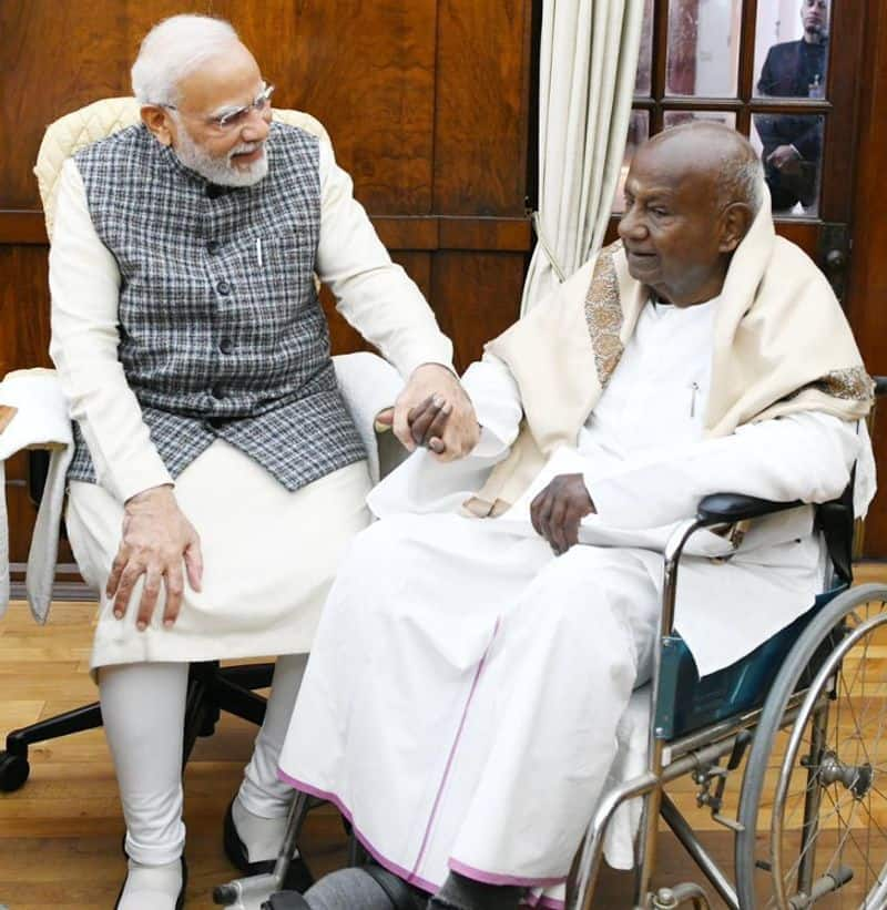 FROM THE INDIA GATE Politics Narendra Modi former prime minister deve gowda Karnataka assembly election san