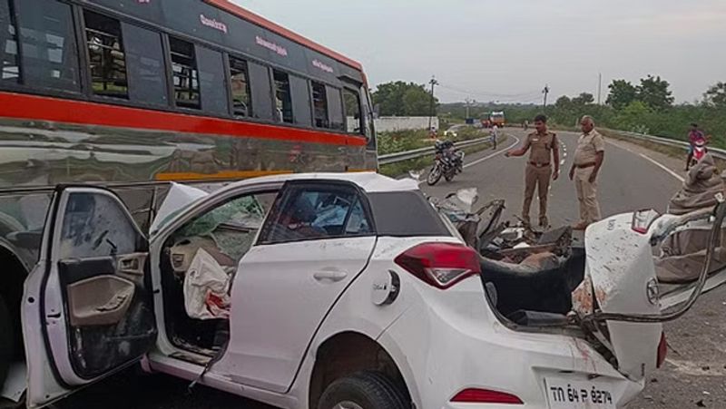 Car collides with private bus...4 engineering college students killed