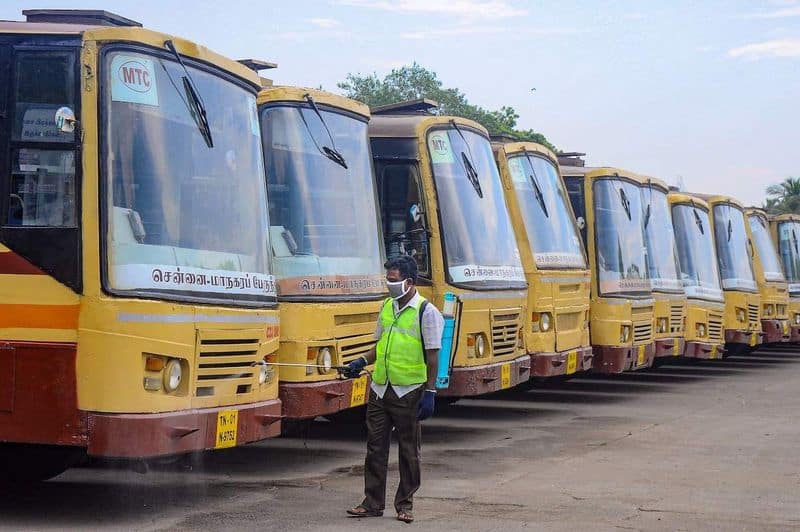 Chennai Metropolitan Transport Corporation said good news to school students tvk